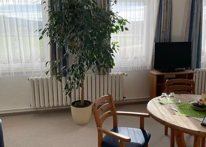 Landgasthof Und Landpension Hohenkirchen Hohenkirchen (Gotha)