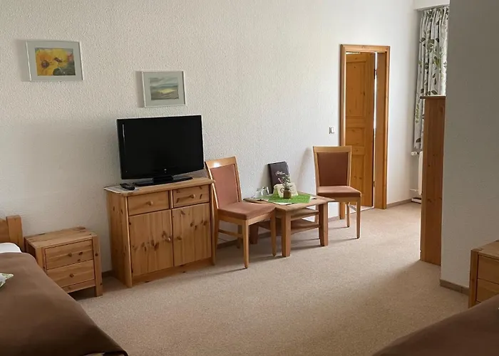 Landgasthof Und Landpension Hohenkirchen Hohenkirchen (Gotha)